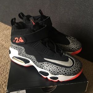 Nike Griffey Size 3Y